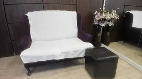 Dominna online show from 10-25-25, 03:58