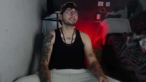 Snapshot of dominus_kane chatting on 11-25-25, 05:18 dominus_kane online show from 11-25-25, 05:18