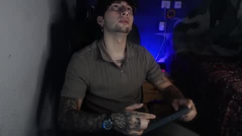 Snapshot of dominus_kane chatting on 12-04-25, 11:02 dominus_kane online show from 12-04-25, 11:02