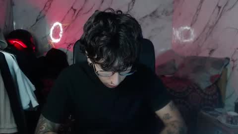 Snapshot of dominus_kane chatting on 01-15-26, 02:38 dominus_kane online show from 01-15-26, 02:38