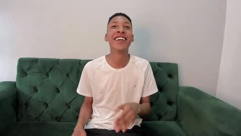 Domminick18 online show from 11-03-25, 07:59