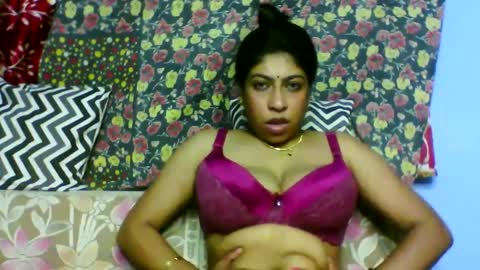 Snapshot of dona_darling chatting on 02-24-25, 12:26 Dona online show from 02-24-25, 12:26