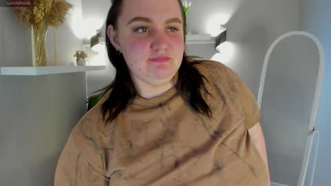 Snapshot of donnaa_june chatting on 04-01-26, 04:35 donnaa_june online show from 04-01-26, 04:35