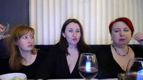 Tatiana 43 curvy sexy body and Joanna redhead 39 years online show from 01-22-25, 05:59