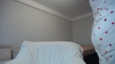 Tatiana 43 curvy sexy body and Joanna redhead 39 years online show from 09-24-25, 08:50