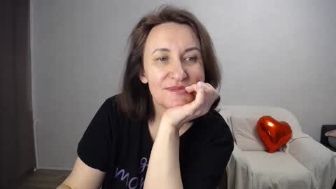 Tatiana 43 curvy sexy body and Joanna redhead 39 years online show from 02-20-26, 07:10