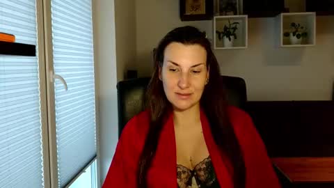 DonnaLive online show from 10-23-25, 07:40