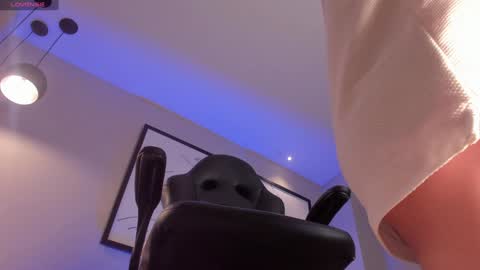  Donna Stonne  online show from 01-21-25, 10:41