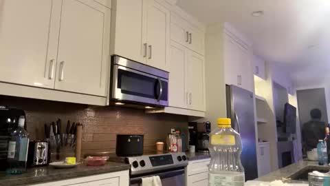 Donny online show from 11-15-25, 09:17