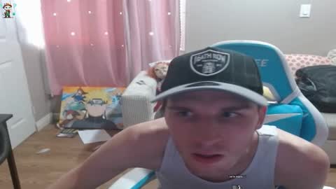 Snapshot of donnydarkness4321 chatting on 09-08-25, 09:03 Angelic Angel Donny online show from 09-08-25, 09:03