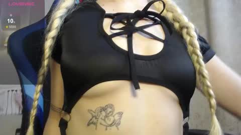 Nika online show from 10-15-25, 08:58