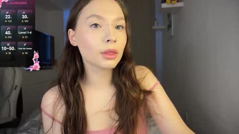 Snapshot of dontoch chatting on 09-19-25, 04:18 Stacy online show from 09-19-25, 04:18