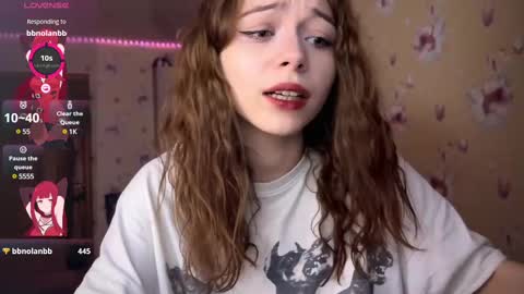 Snapshot of dontoke_ chatting on 03-03-25, 05:18 Nicole online show from 03-03-25, 05:18