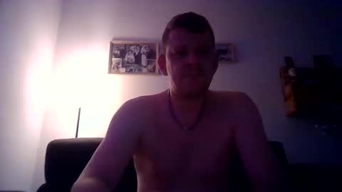 Snapshot of dony83mv chatting on 01-04-25, 04:54 dony83mv online show from 01-04-25, 04:54