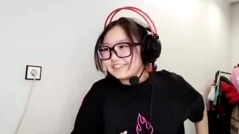 Snapshot of donyasalmi chatting on 03-03-26, 05:30 donya online show from 03-03-26, 05:30