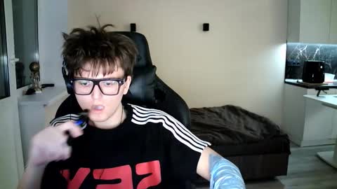 dopeboy277 online show from 11-04-25, 05:23