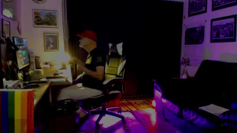 dopeleaf2 online show from 09-13-25, 08:41