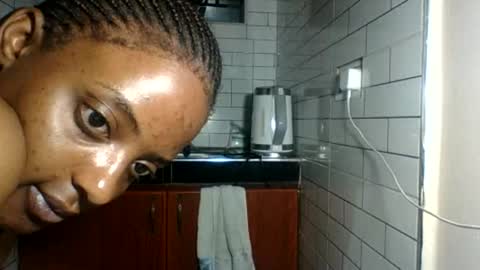 dora05191 online show from 09-28-25, 11:32