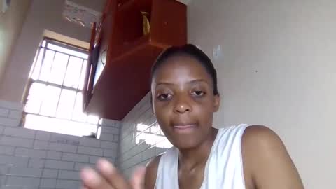 dora05191 online show from 10-09-25, 10:24