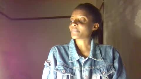 dora05191 online show from 10-20-25, 08:09