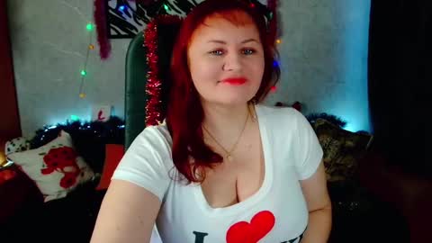 Snapshot of doraross chatting on 12-27-24, 08:56 Dora online show from 12-27-24, 08:56