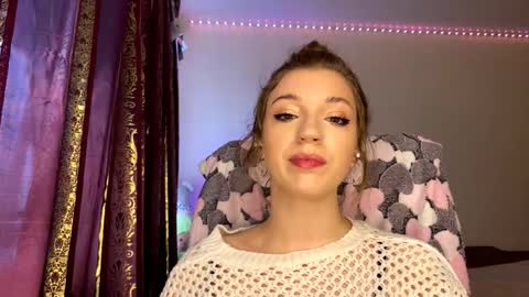 Snapshot of dorenenealey chatting on 11-23-25, 07:08 Alisa online show from 11-23-25, 07:08