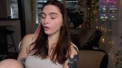 Alice online show from 11-25-25, 08:03