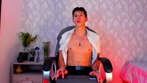 dorian_mystery online show from 01-15-25, 04:47