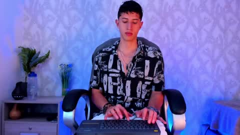 dorian_mystery online show from 01-25-25, 08:42