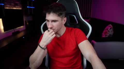 Dorian Reyes online show from 12-26-24, 02:22