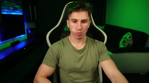 Dorian Reyes online show from 01-01-25, 10:56