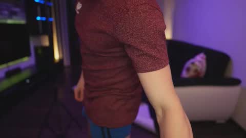 Snapshot of dorianreyes chatting on 02-09-26, 11:20 Dorian Reyes online show from 02-09-26, 11:20