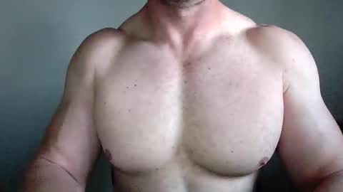 Snapshot of dorkm chatting on 12-15-25, 04:44 dorkm online show from 12-15-25, 04:44