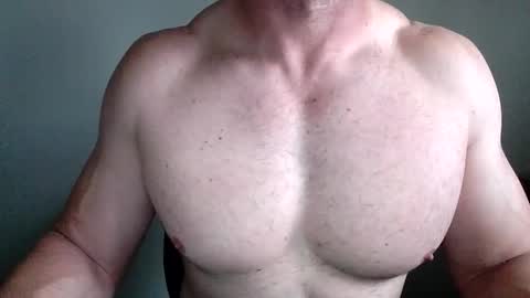 Snapshot of dorkm chatting on 12-17-25, 02:56 dorkm online show from 12-17-25, 02:56