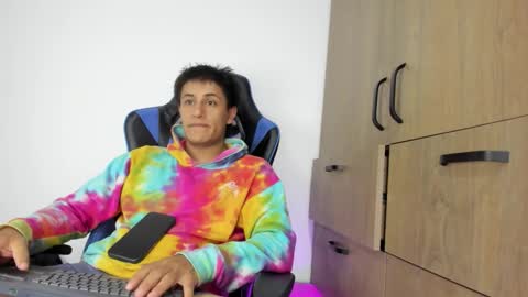 dorman_boy online show from 11-22-25, 03:05