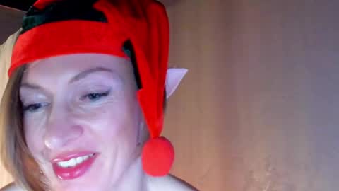 Snapshot of dorothy_meyer chatting on 12-12-24, 10:56 Dorothy Next stream on Monday at 3am-9am online show from 12-12-24, 10:56