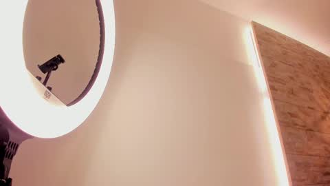  DOROTHY online show from 02-20-25, 06:06