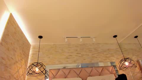  DOROTHY online show from 02-24-25, 03:55