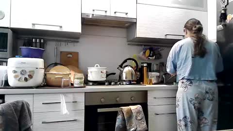 Dorrie Ann online show from 02-07-25, 06:35