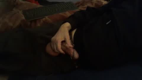 Hello  welcome to Slutsville  I am the Naked Chef  really  but you may call me Peter online show from 10-06-25, 07:17