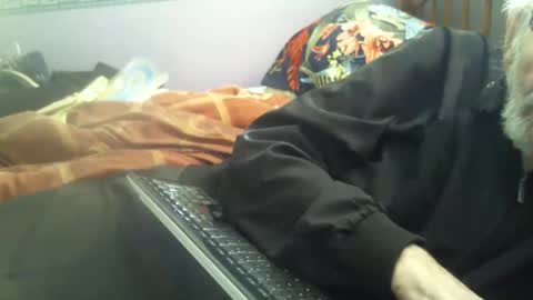 Hello  welcome to Slutsville  I am the Naked Chef  really  but you may call me Peter online show from 10-15-25, 10:04