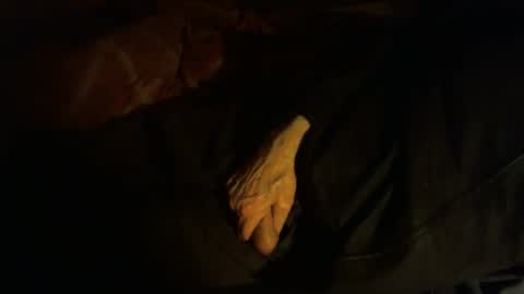 Hello  welcome to Slutsville  I am the Naked Chef  really  but you may call me Peter online show from 01-11-26, 03:33