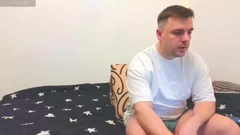 Snapshot of dosilasa chatting on 02-14-25, 04:26 Sasha online show from 02-14-25, 04:26