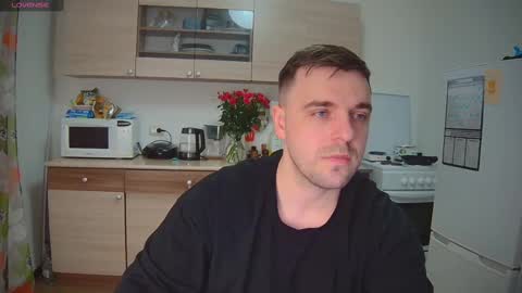 Snapshot of dosilasa chatting on 02-14-25, 06:29 Sasha online show from 02-14-25, 06:29