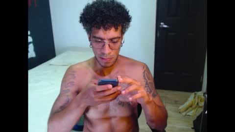 Snapshot of dostoyrodia_34 chatting on 03-21-26, 03:00 will online show from 03-21-26, 03:00