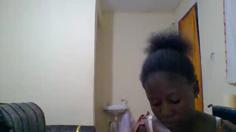 Snapshot of dottletop chatting on 02-02-25, 07:14 dottletop online show from 02-02-25, 07:14