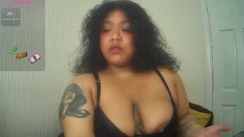 Snapshot of doubleddelirium chatting on 04-06-26, 11:55 DeeDee online show from 04-06-26, 11:55