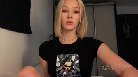 MOLLYYYY dont forget to give me a thumb up online show from 04-23-26, 12:29