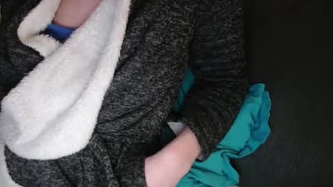 Douce Elsa online show from 12-02-24, 06:10