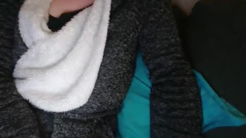 Douce Elsa online show from 12-14-24, 10:07